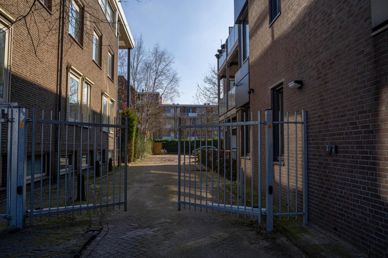 Nora Waterview Lägenhet Breda Exteriör bild