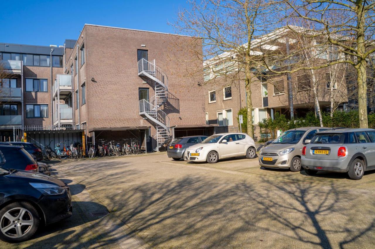 Nora Waterview Lägenhet Breda Exteriör bild